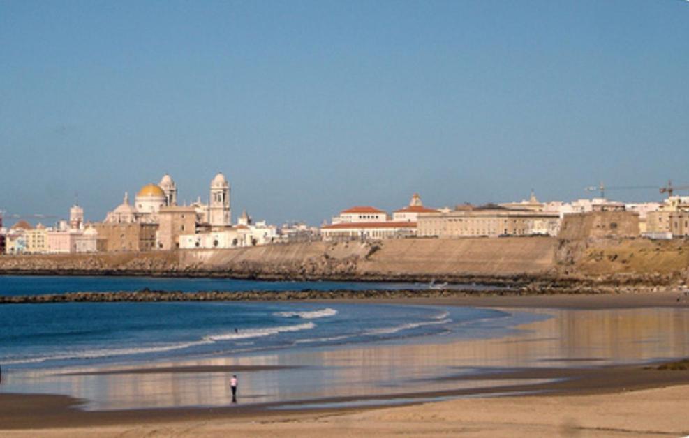 Dani Home Cadiz Bagian luar foto